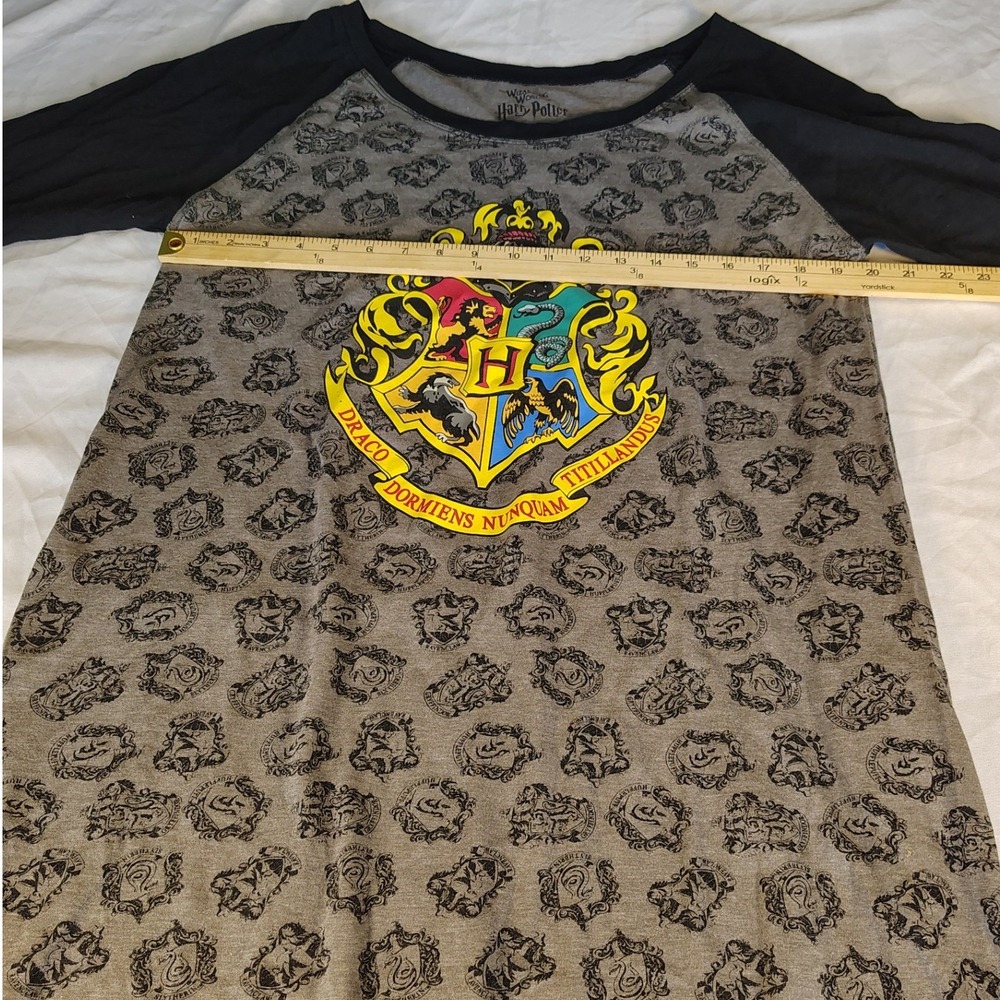 Universal Studios Harry Potter Nightgown Womens 2XL Gray Raglan Hogwarts Crest